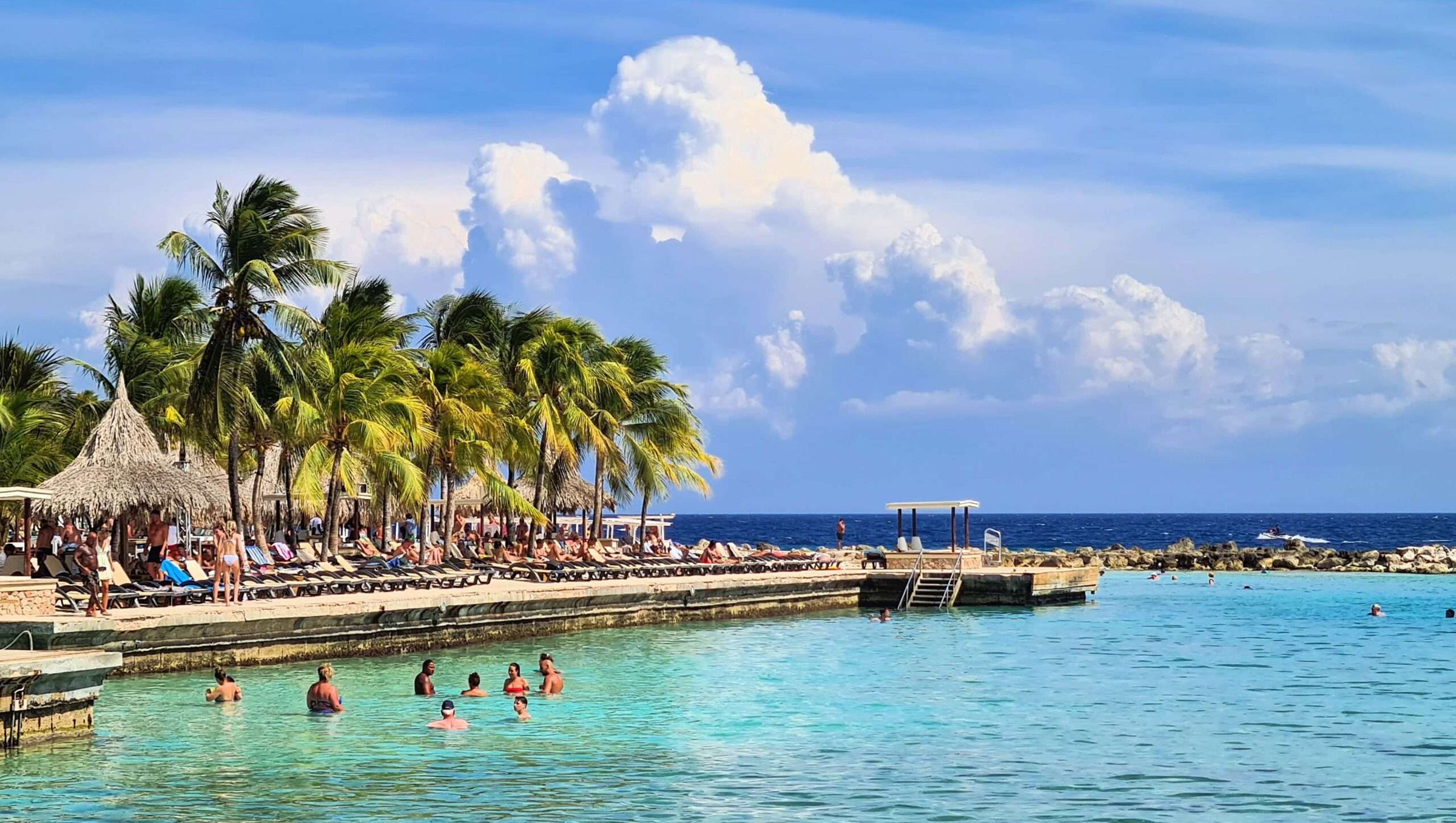 Jan Thiel Beach, vijf minuten van de villa's